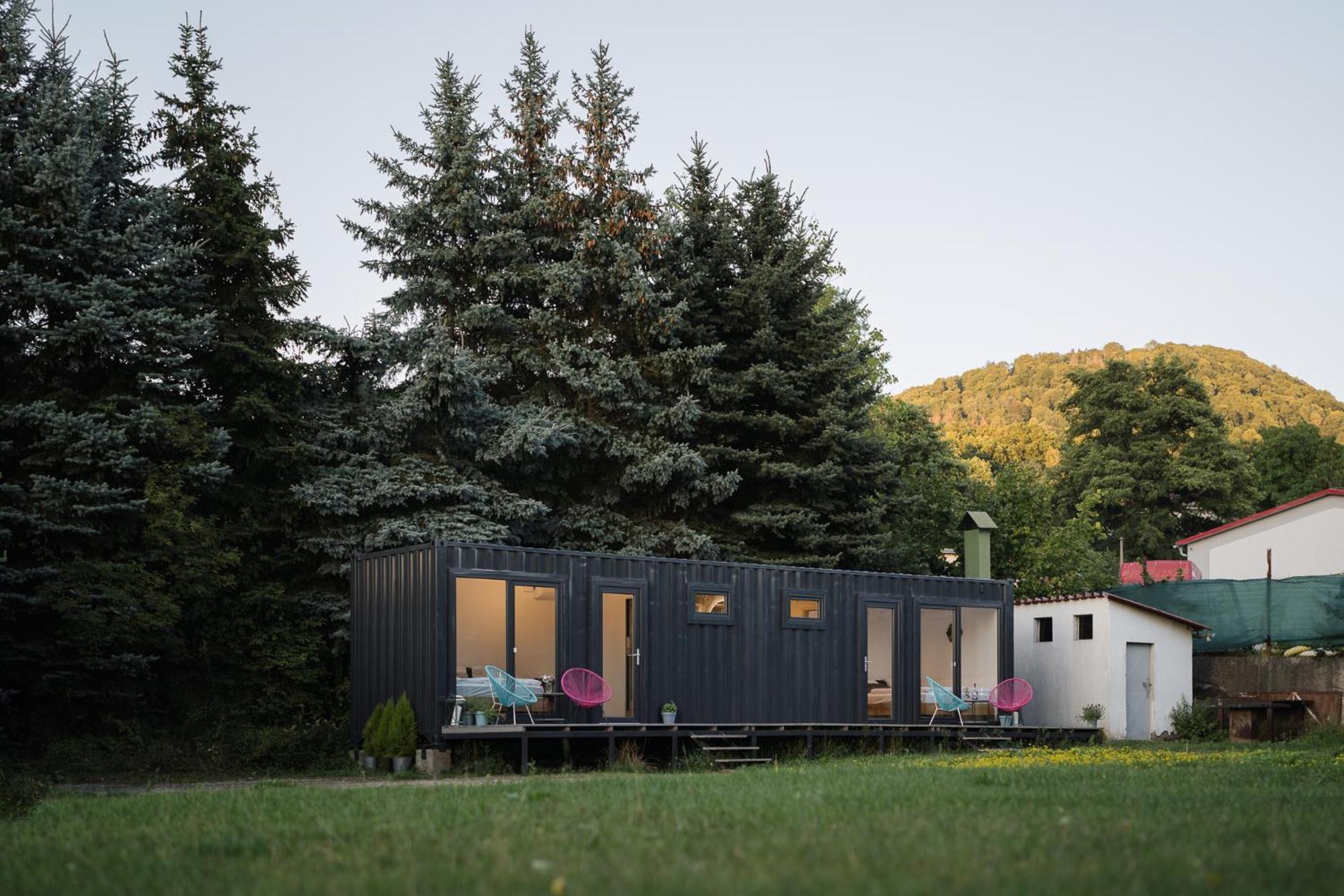 Container Apartment Decin Exterior photo