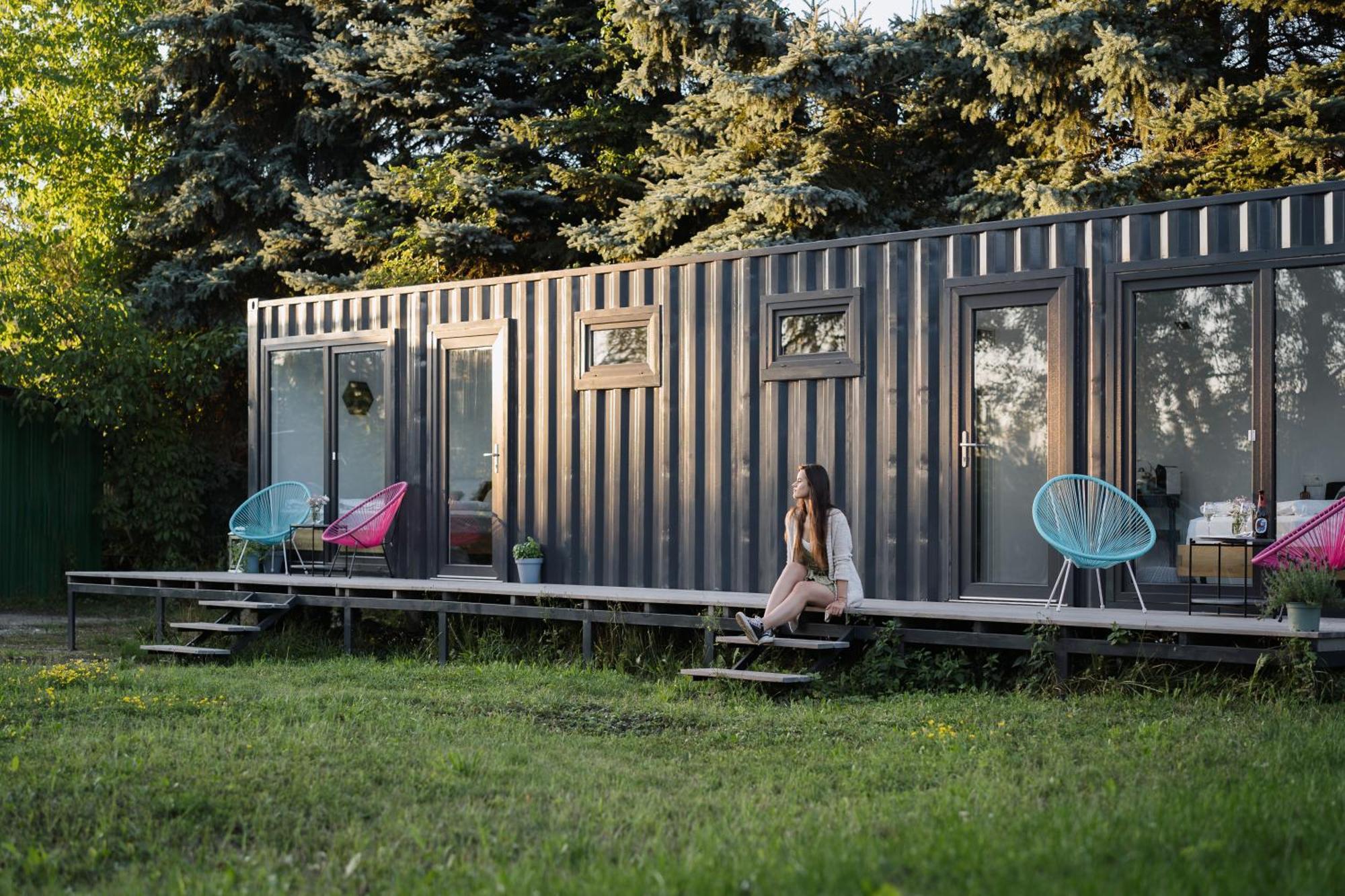 Container Apartment Decin Exterior photo
